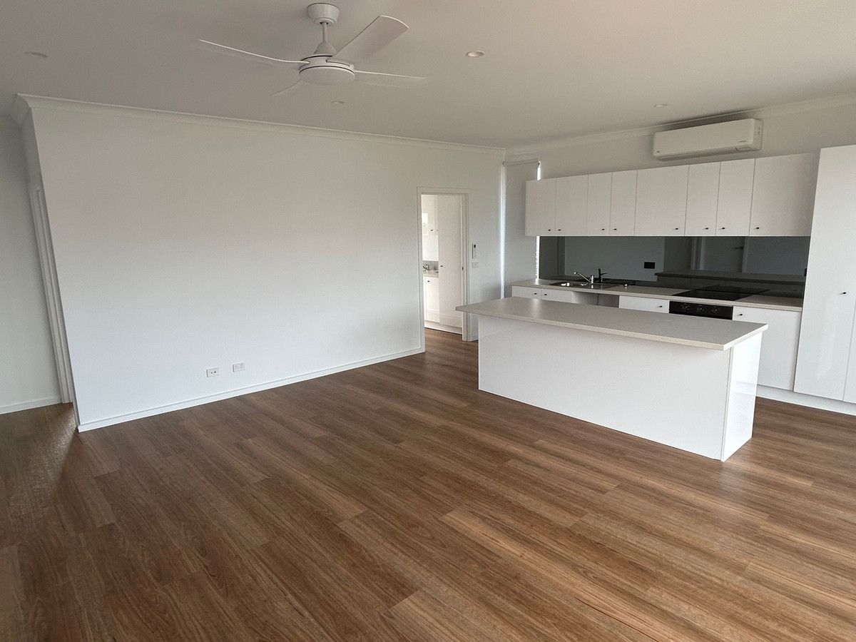 8A Laura Street, Lakes Entrance VIC 3909 House For Rent Domain