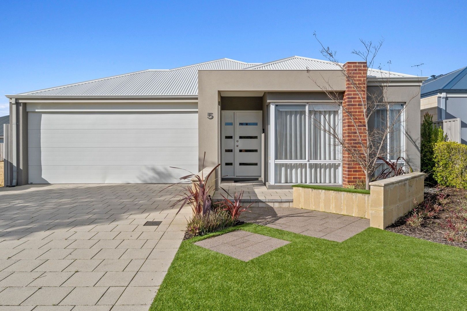 4 bedrooms House in 5 CAMBIUM PARADE BALDIVIS WA, 6171