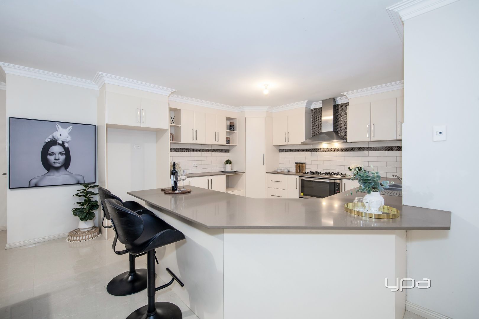 4 Viridian Drive, Hillside VIC 3037, Image 2