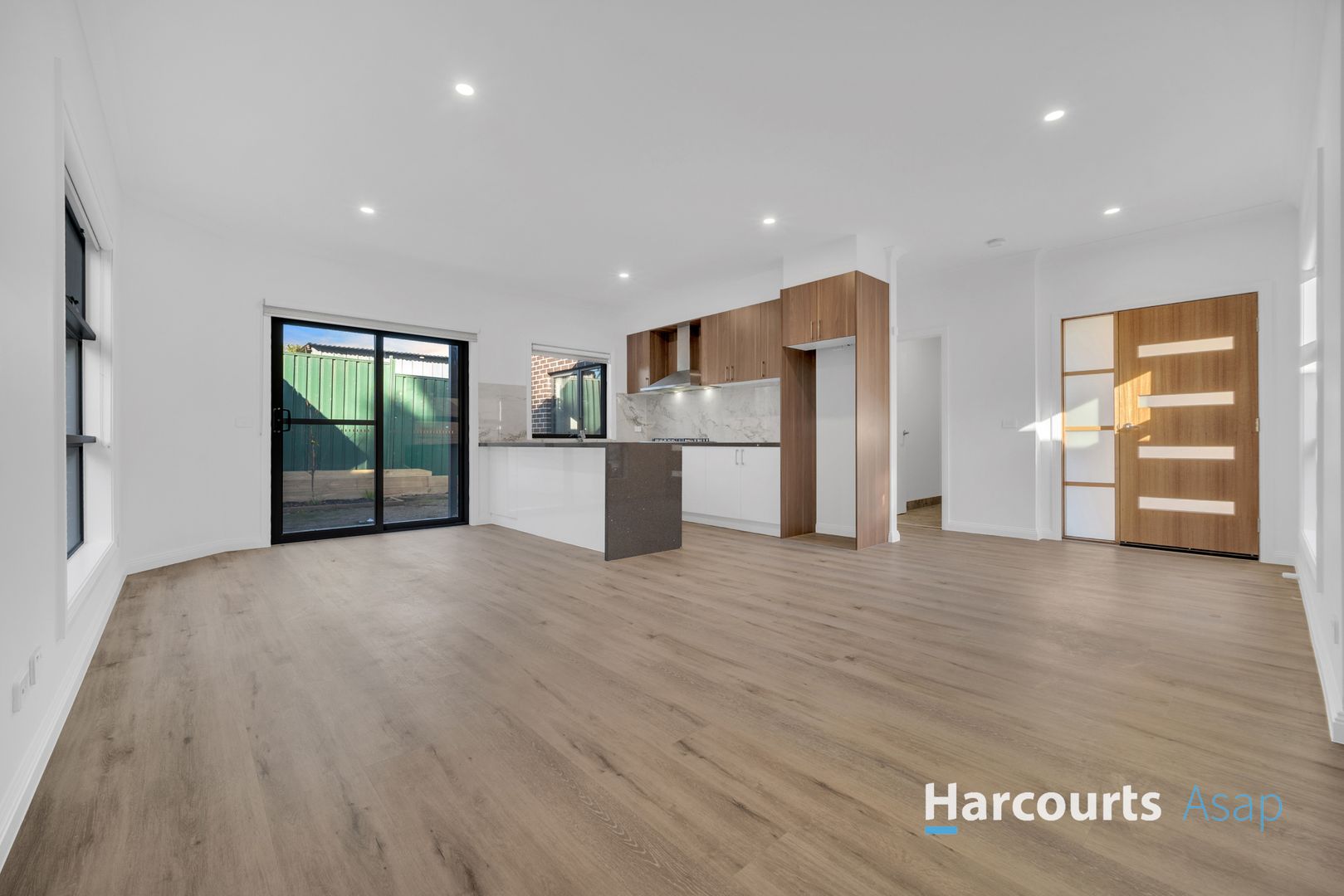 4/5 Alsace Street, Dandenong VIC 3175, Image 1