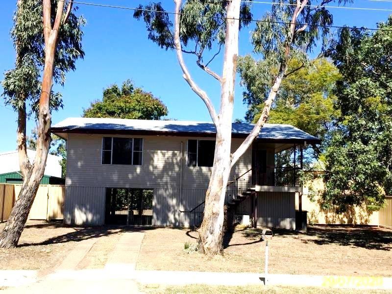 2 bedrooms House in 21 Acacia Street BLACKWATER QLD, 4717