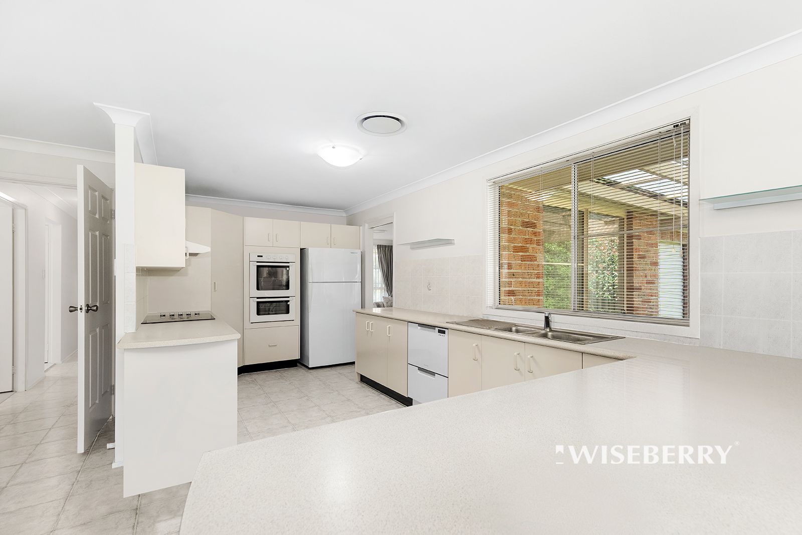 79 Vales Road, Mannering Park NSW 2259, Image 2