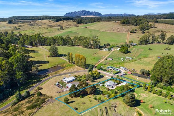 Picture of 11 Lake Barrington Road, WILMOT TAS 7310