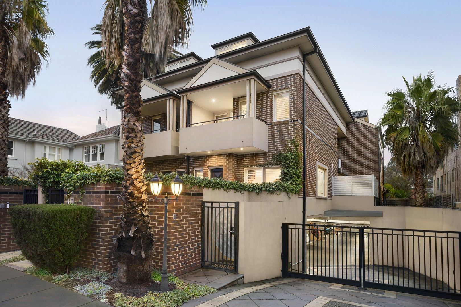 1/164 Barkers Road, Hawthorn VIC 3122, Image 0