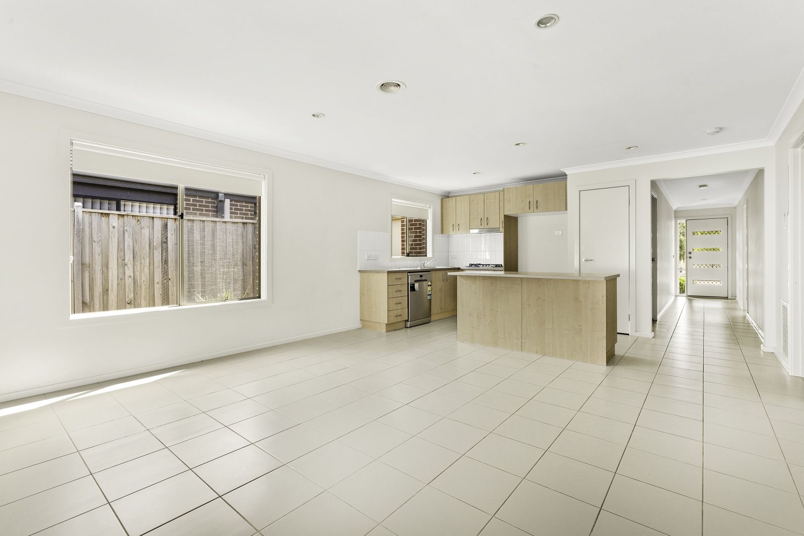 21 Heathfield Lane, Officer VIC 3809, Image 2