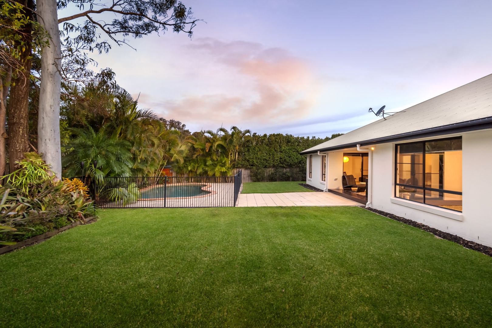 16 Kintail Lane, Coomera Waters QLD 4209, Image 2