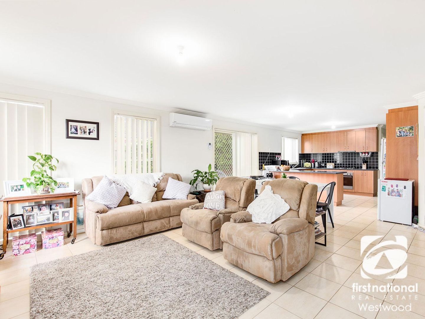 2/21-22 Potomac Close, Werribee VIC 3030, Image 2