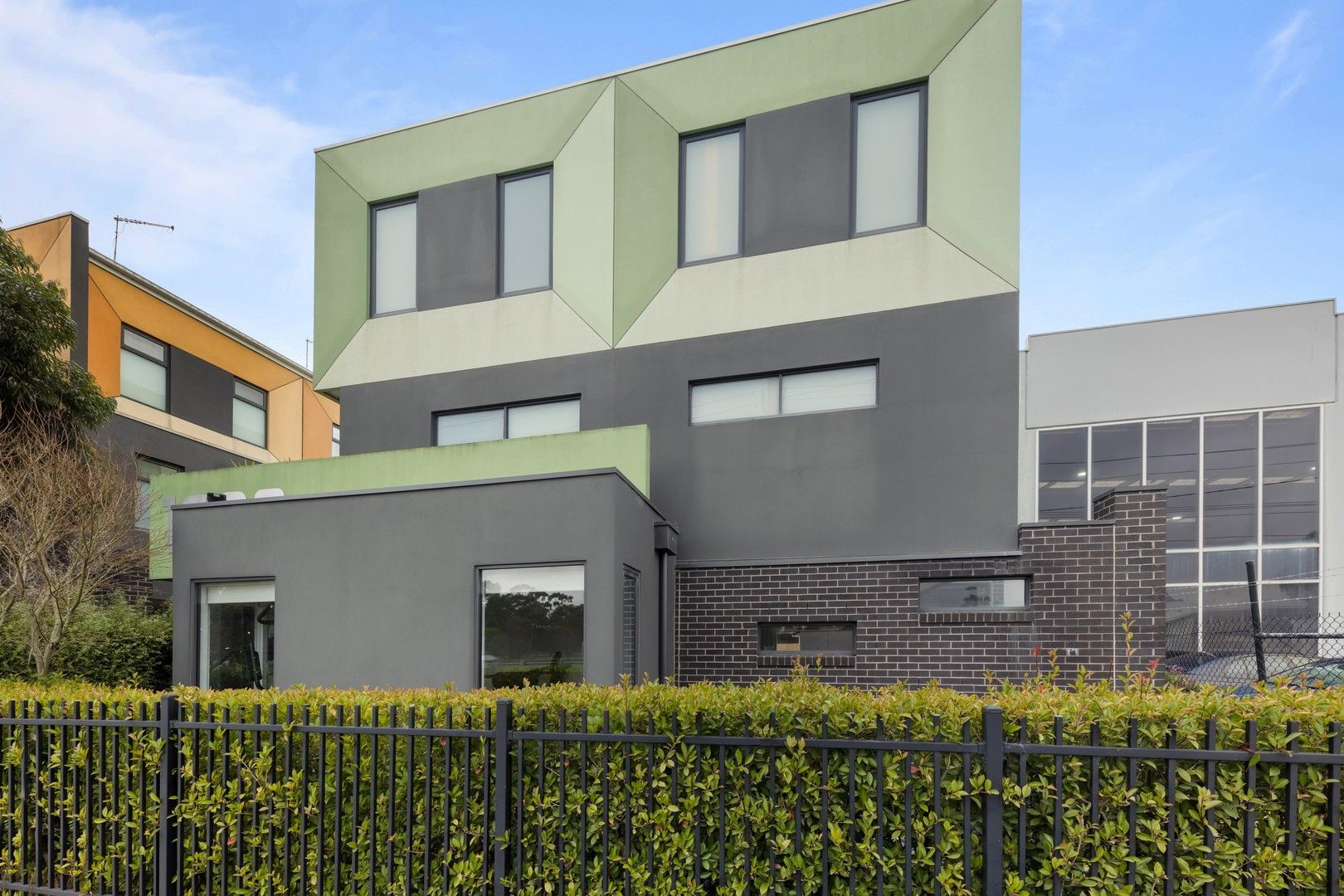 2 bedrooms Apartment / Unit / Flat in 3/1080 Sydney Road FAWKNER VIC, 3060