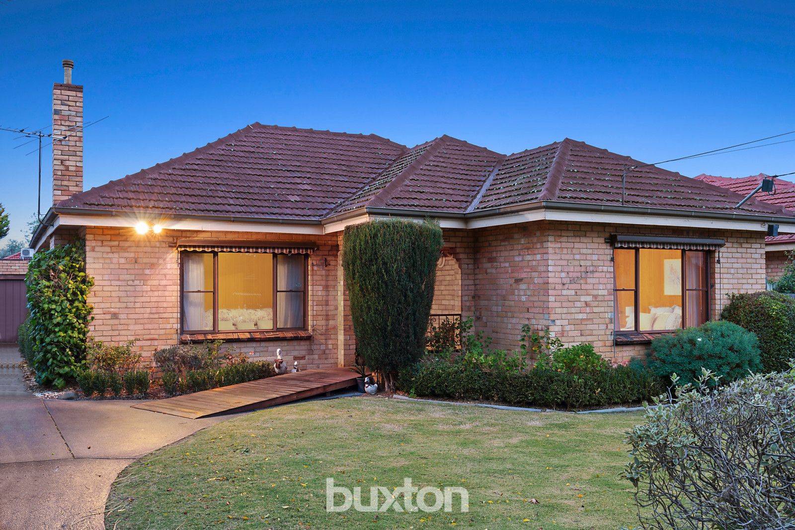 8 George Street, Bentleigh East VIC 3165, Image 1