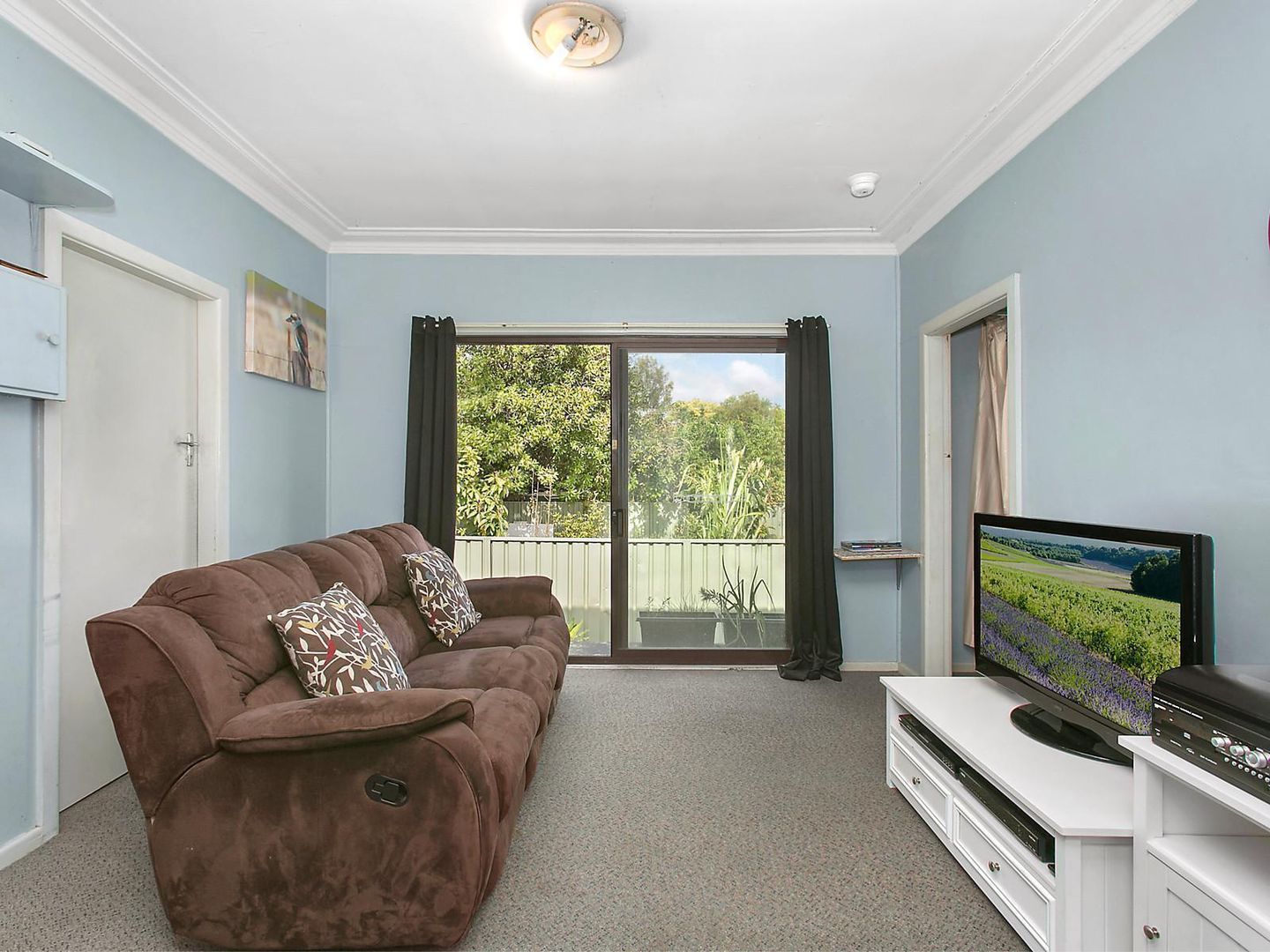 12 Arrow Avenue, Figtree NSW 2525, Image 2