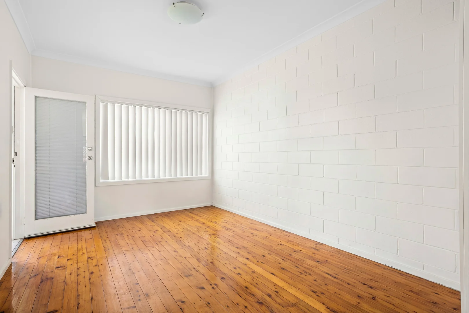 Additional image 4 of 2/39 Reddall Parade, Lake Illawarra NSW 2528