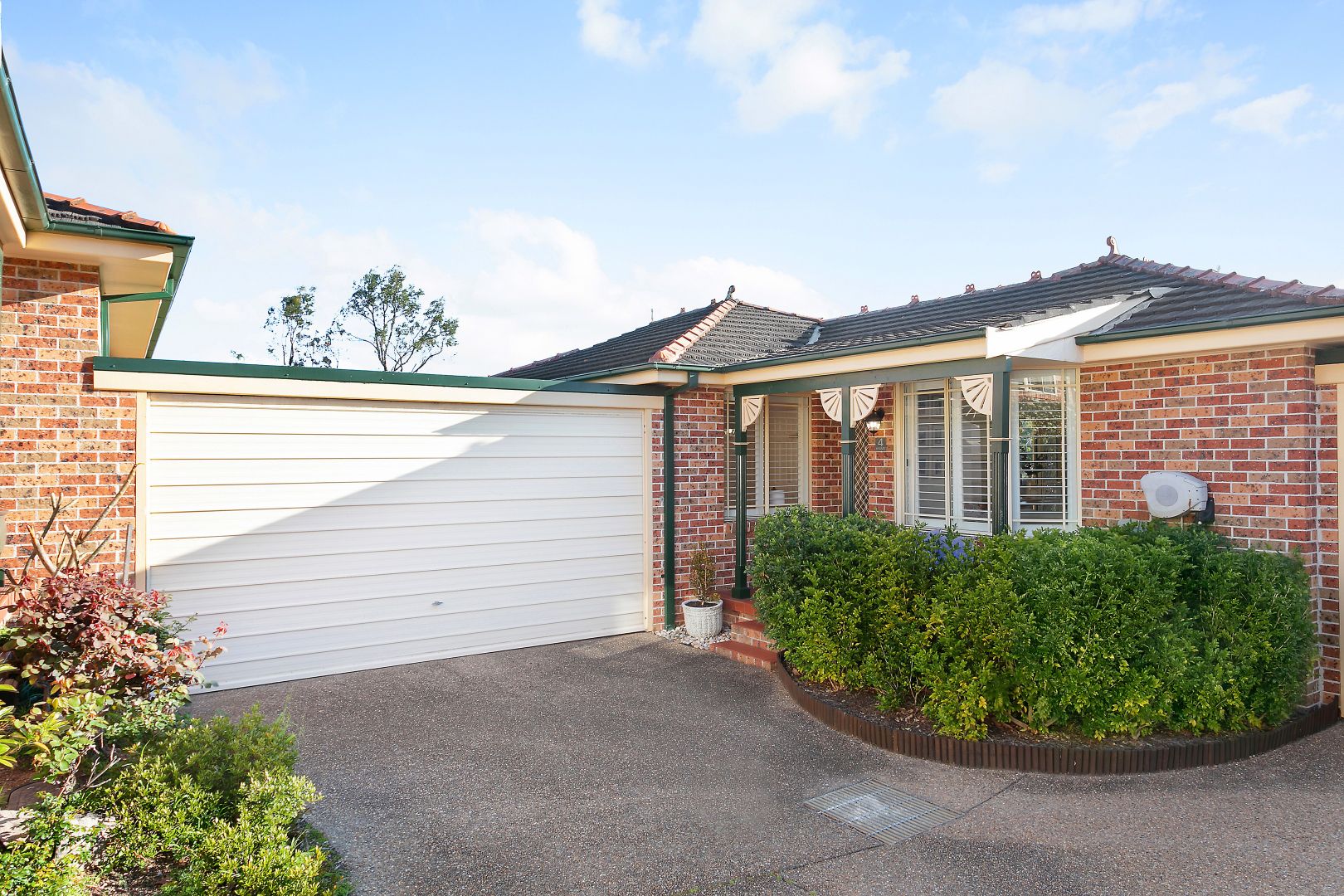 4/4-10 Dandarbong Avenue, Bangor NSW 2234, Image 1