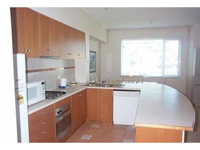 2 bedrooms Apartment / Unit / Flat in 511/23 Queens Road MELBOURNE VIC, 3004