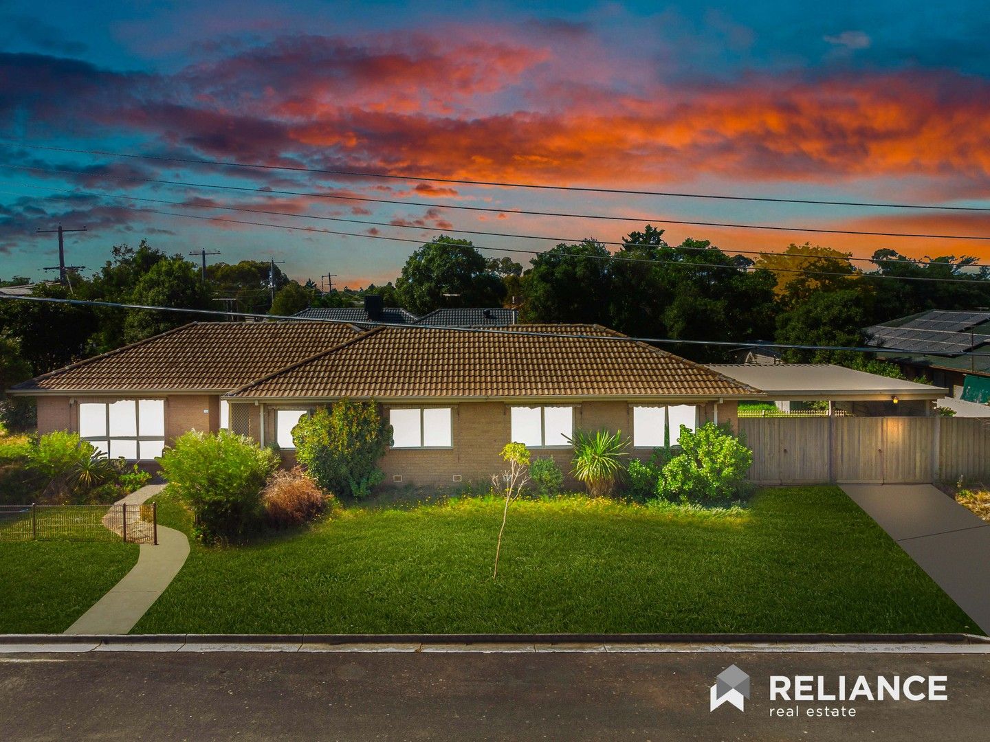4 bedrooms House in 12 Derwent Road WERRIBEE VIC, 3030