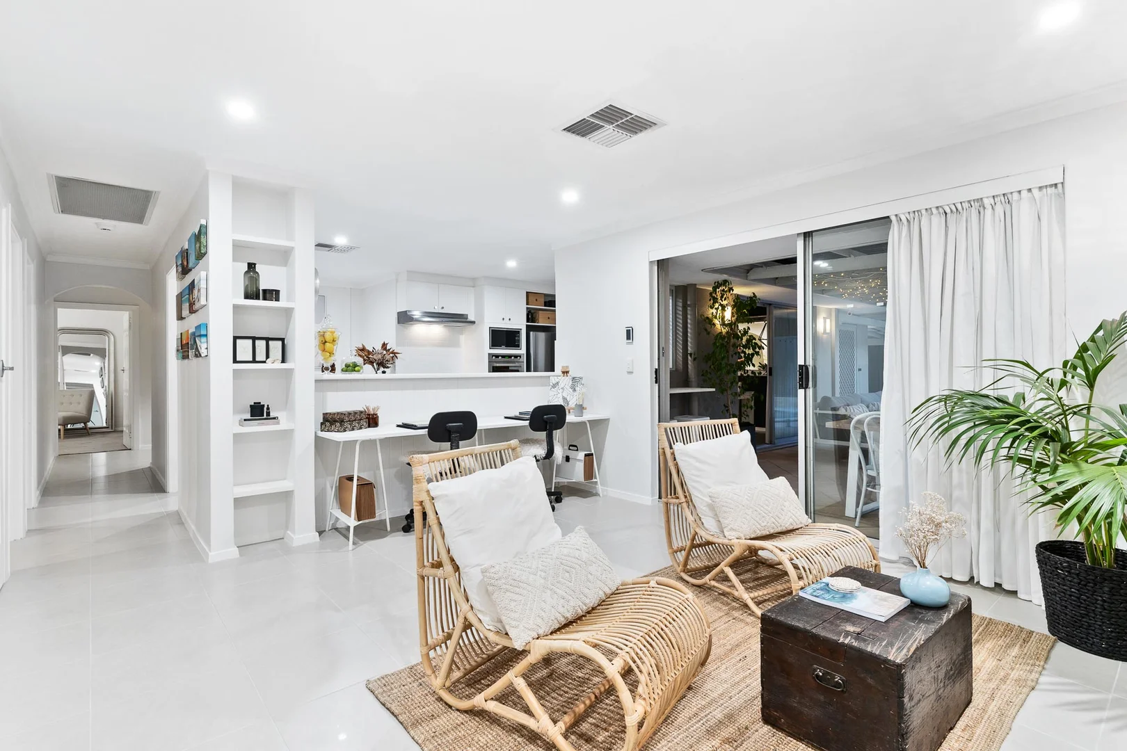 Additional image 11 of 56 Fairlane Dr, Carine WA 6020