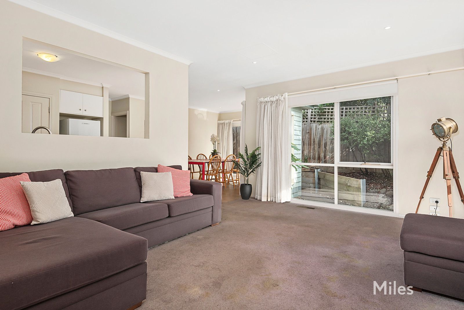 2/23 Woodland Grove, Briar Hill VIC 3088, Image 1