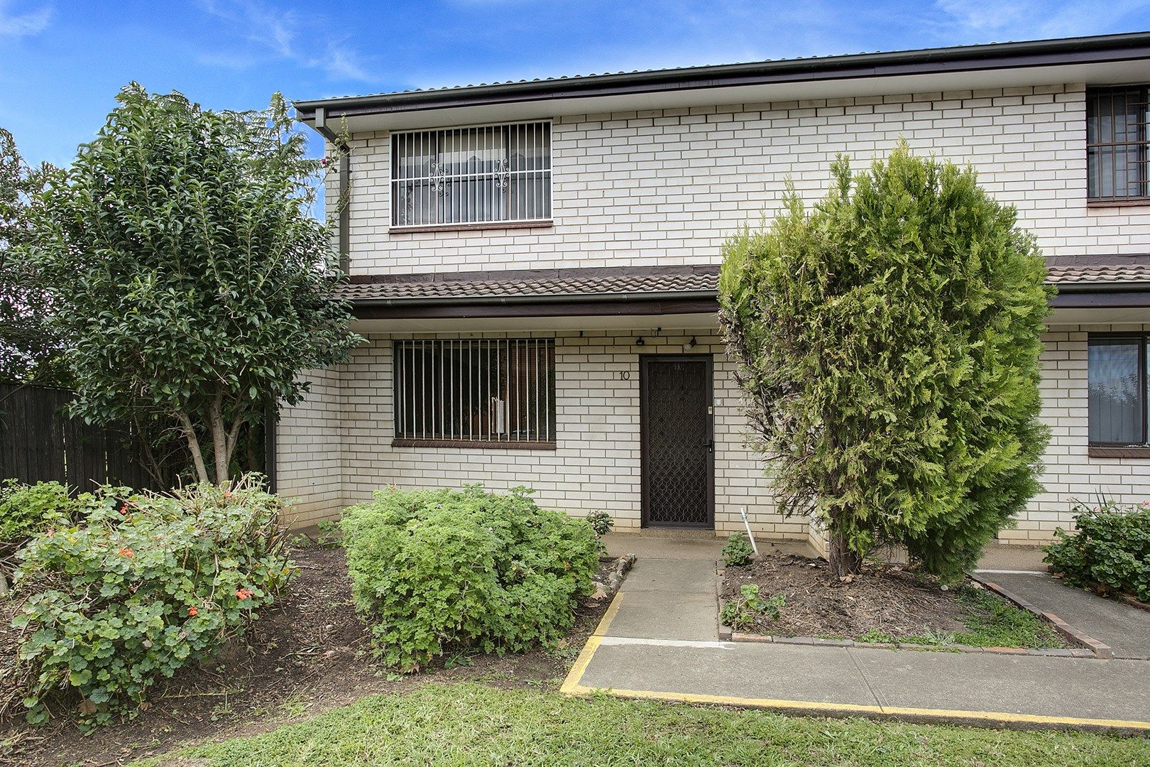 10/9-13 Surrey Street, Minto NSW 2566, Image 0