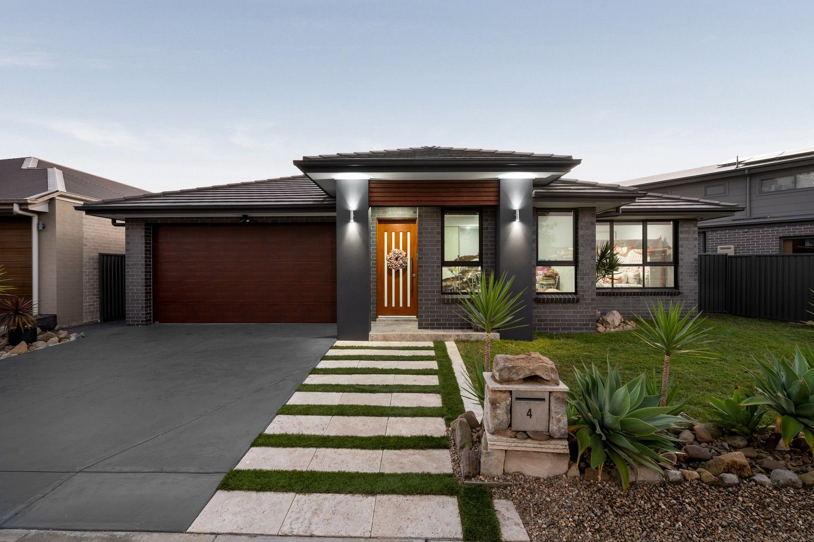 4 bedrooms House in 4 Maidenhair Avenue DENHAM COURT NSW, 2565