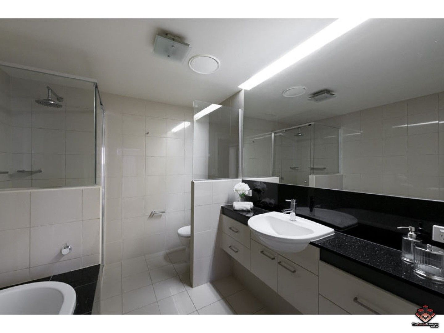 2 bedrooms Apartment / Unit / Flat in ID:21085924/98 Thorn Street KANGAROO POINT QLD, 4169