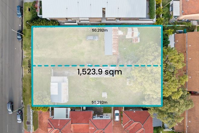 Picture of 26 & 28 Peterborough Avenue, LAKE ILLAWARRA NSW 2528