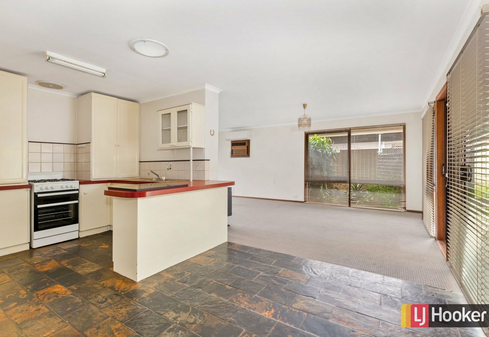 61 Stanley Street, Wallan VIC 3756, Image 2