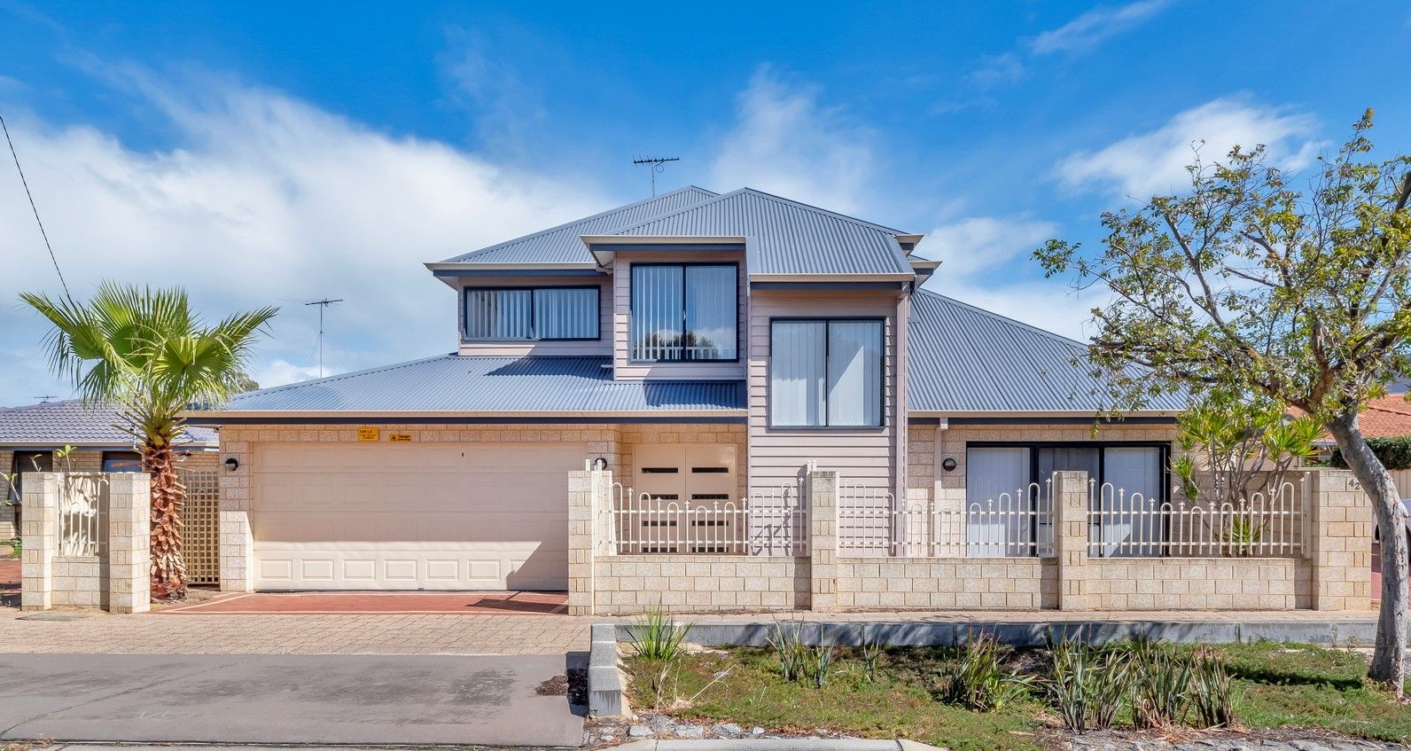 4 bedrooms Apartment / Unit / Flat in 9/42 Sutton Street MANDURAH WA, 6210