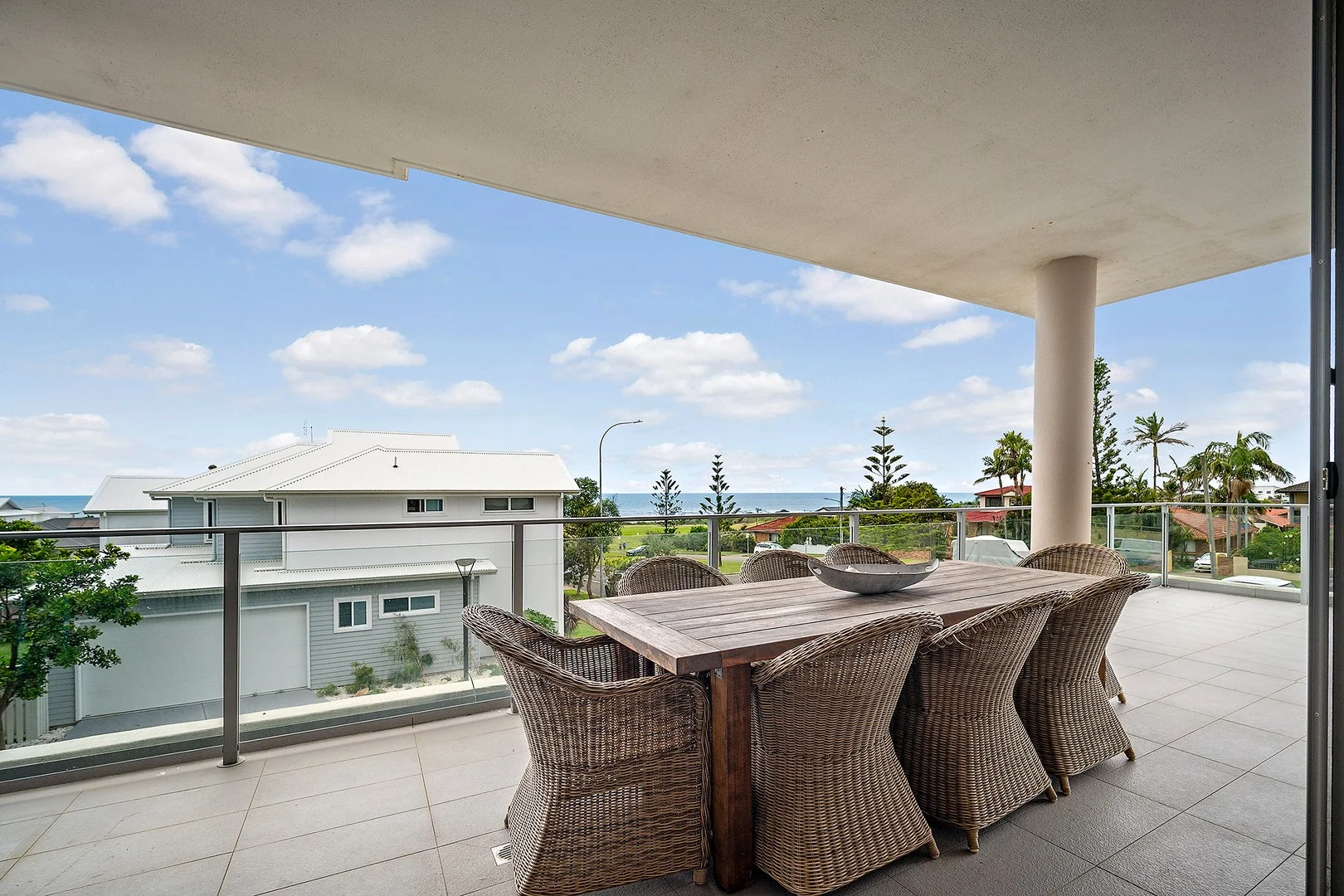 101/1 Mawson Close, Caves Beach NSW 2281
