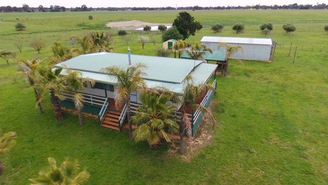 Picture of 5 Pretty John Rd, MURCHISON EAST VIC 3610