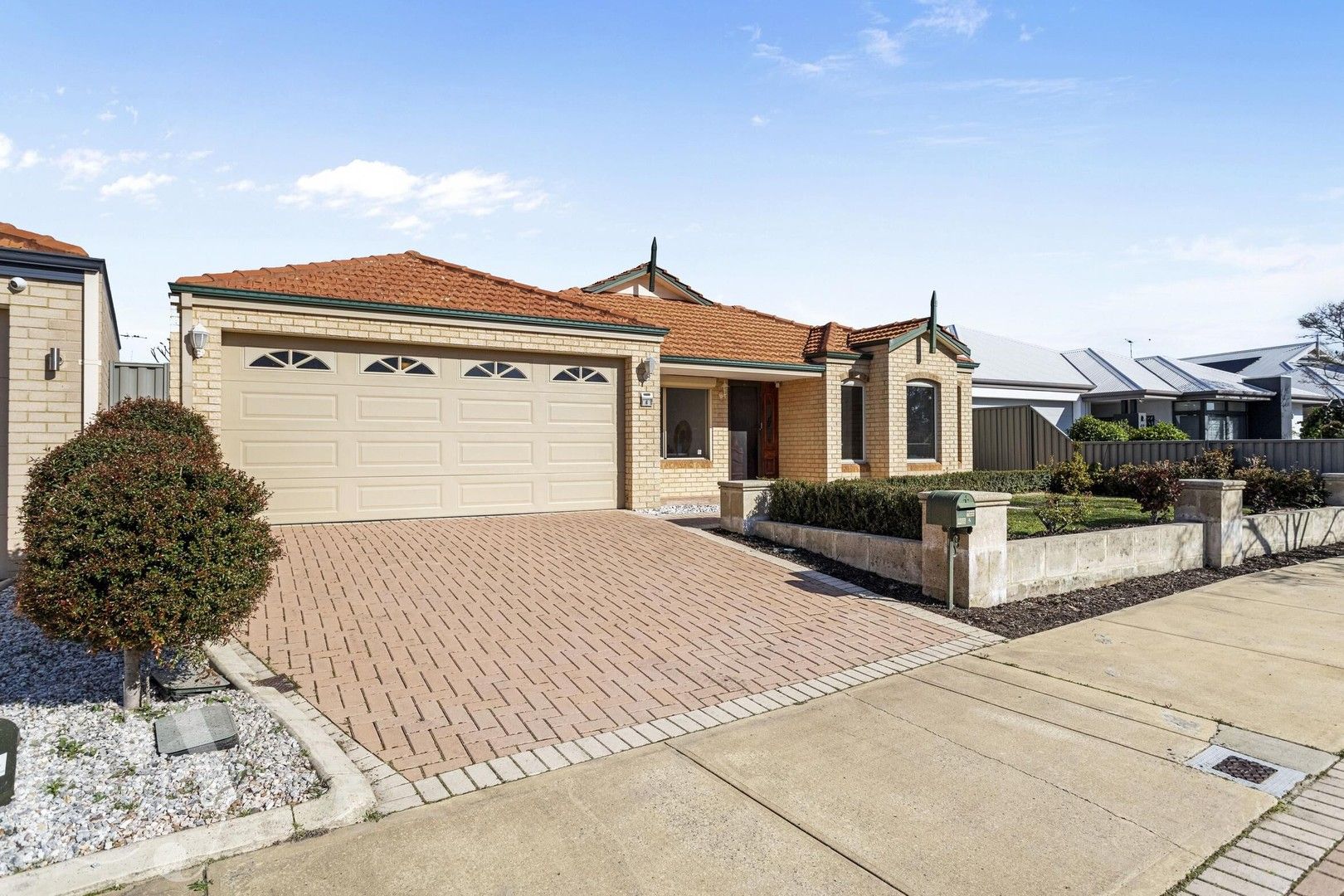 4 Rosette Place, Piara Waters WA 6112, Image 0