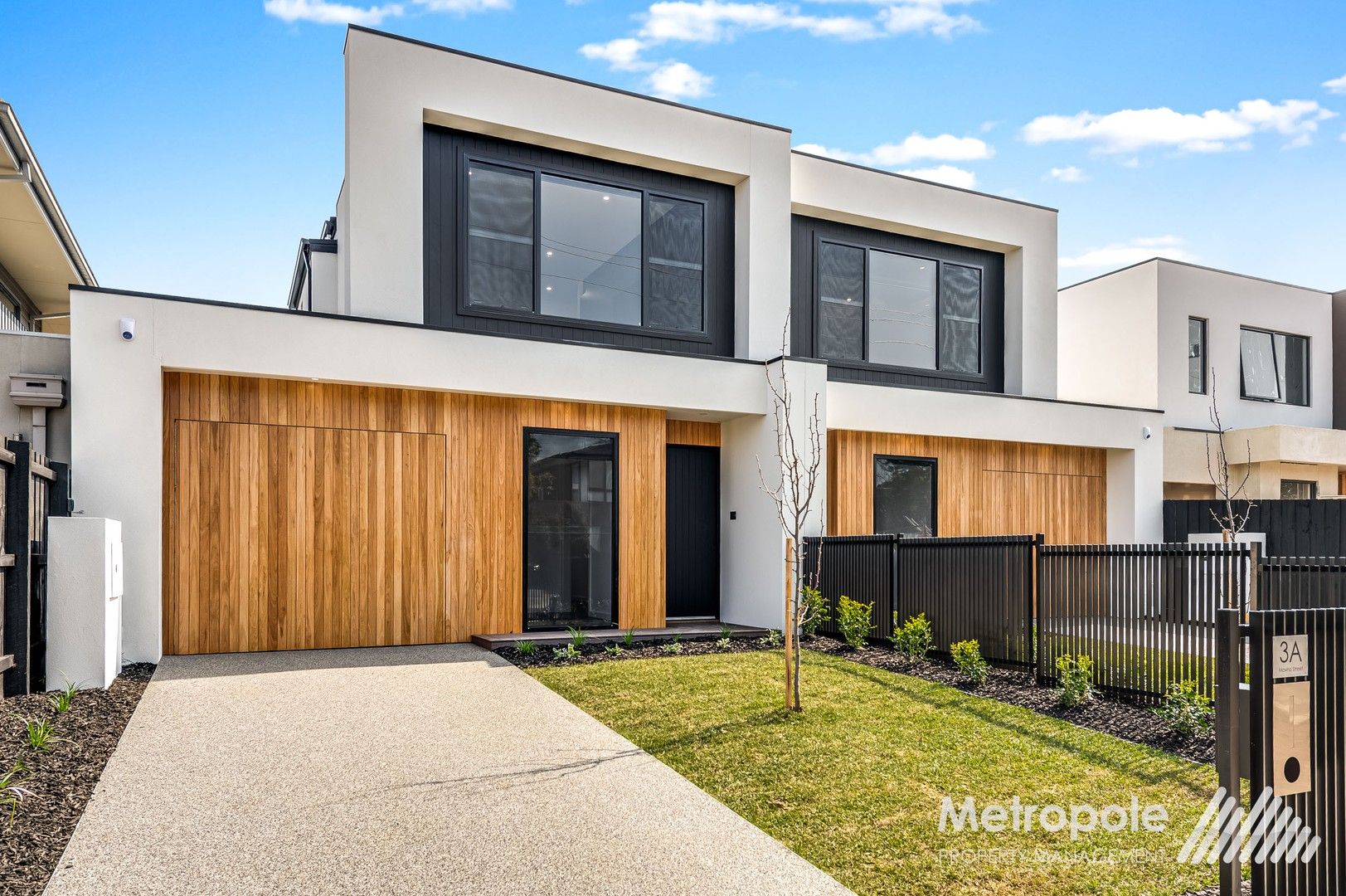 4 bedrooms Townhouse in 3A Mavho Street BENTLEIGH VIC, 3204