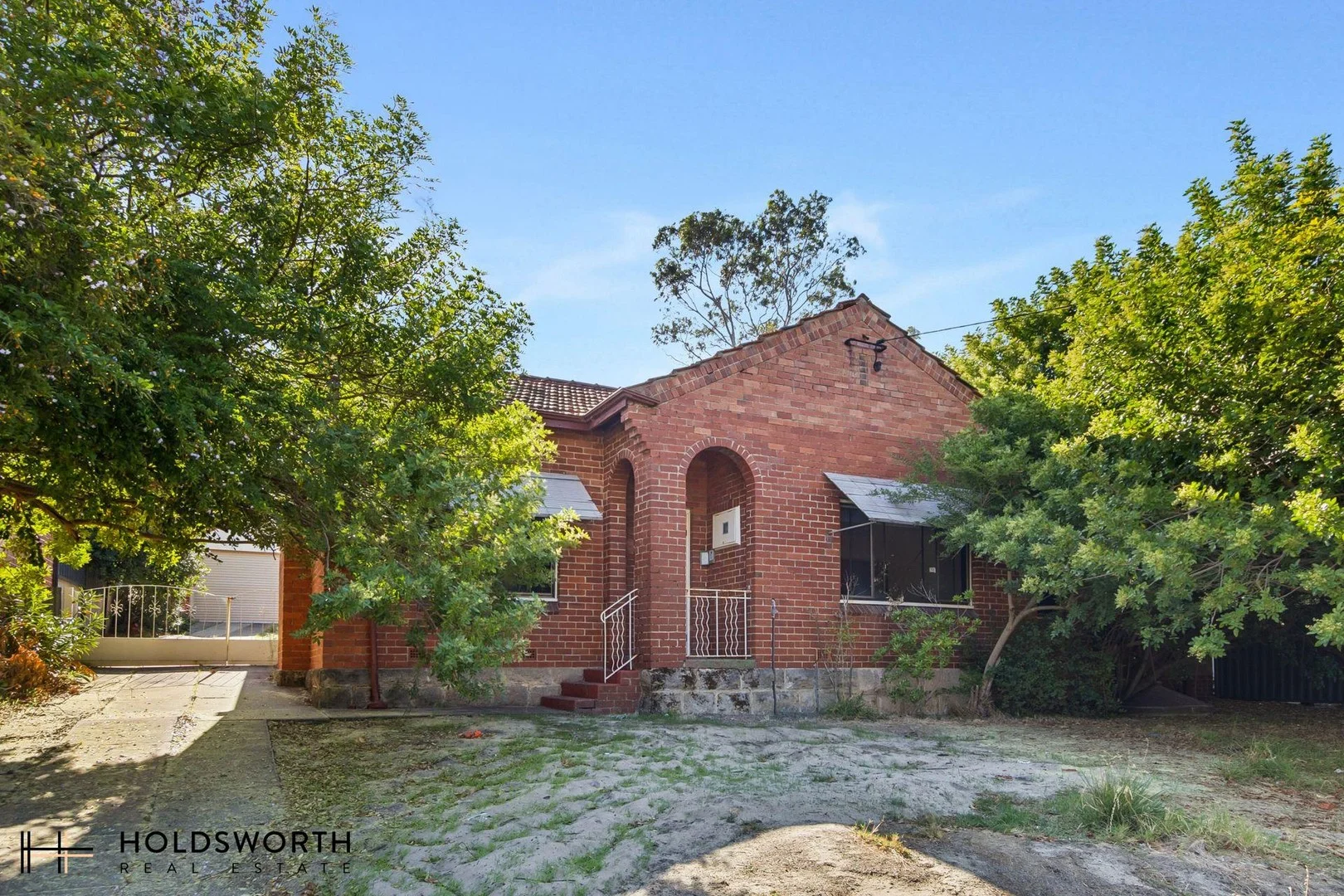 7 Grosvenor Road, Bayswater WA 6053