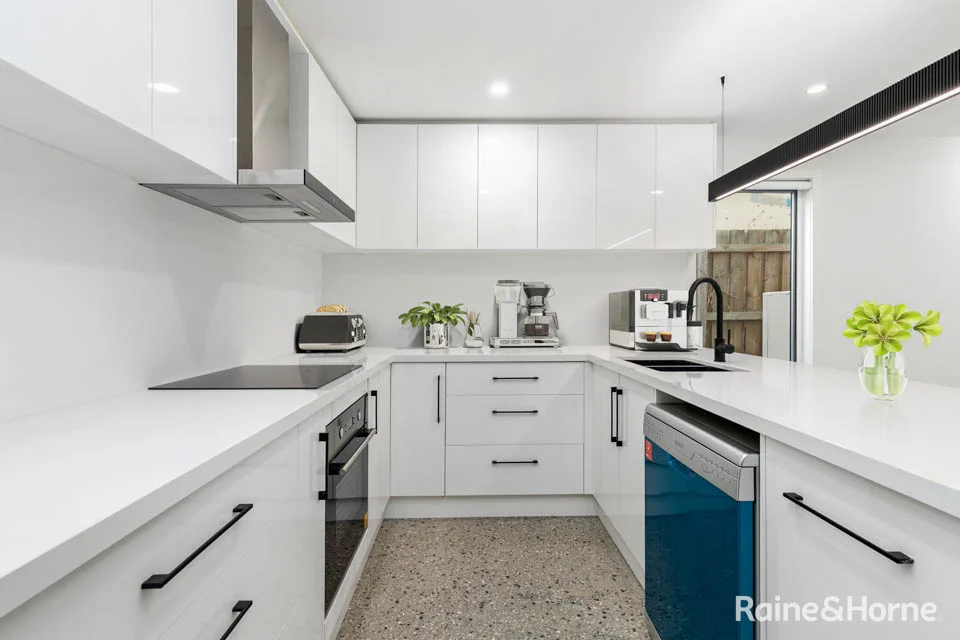 Additional image 4 of 33 Home Road, Newport VIC 3015