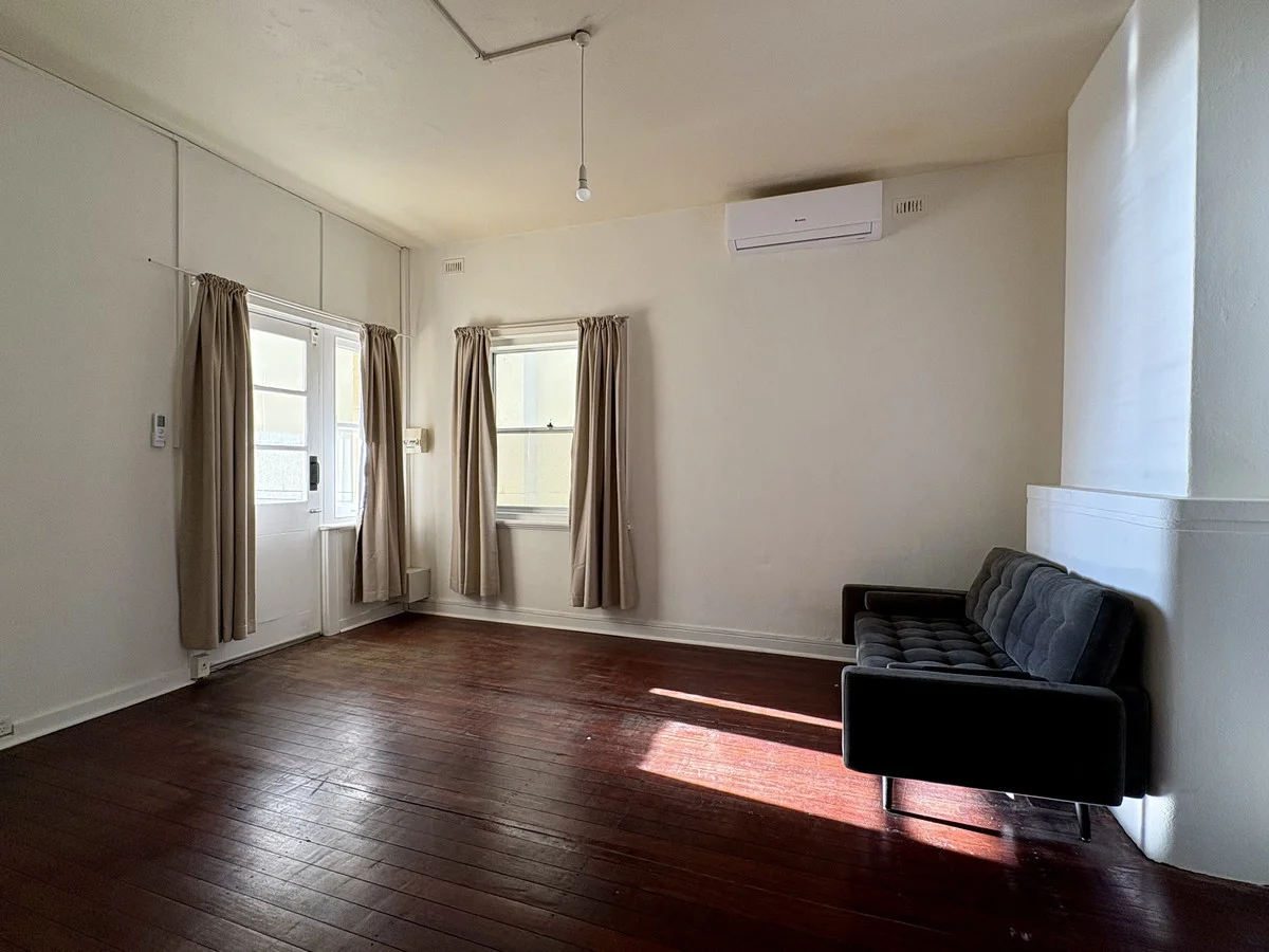 Additional image 6 of 4/18A South Esplanade, Glenelg SA 5045