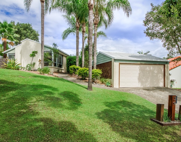 39 Huntingdale Crescent, Robina QLD 4226