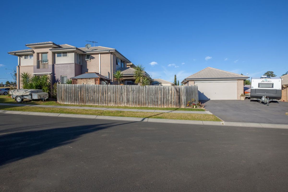 4 Greenfield Crescent, Elderslie NSW 2570, Image 2