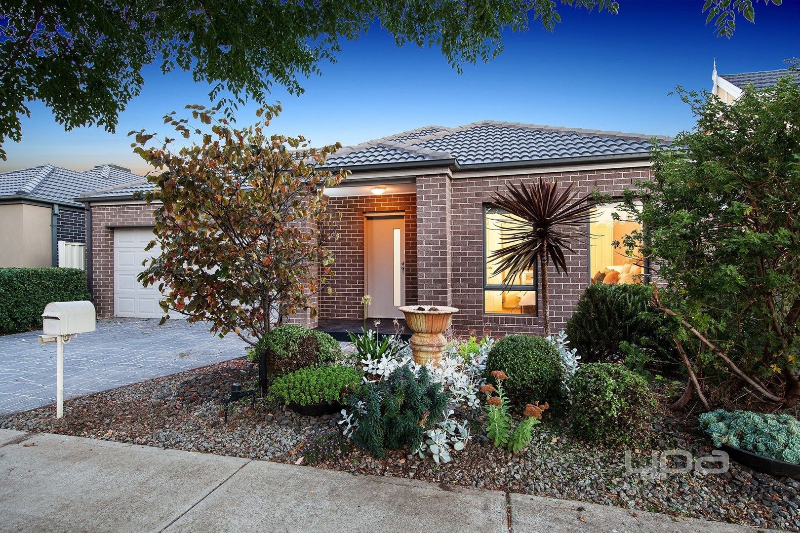 7 Daly Circuit, Caroline Springs VIC 3023, Image 0