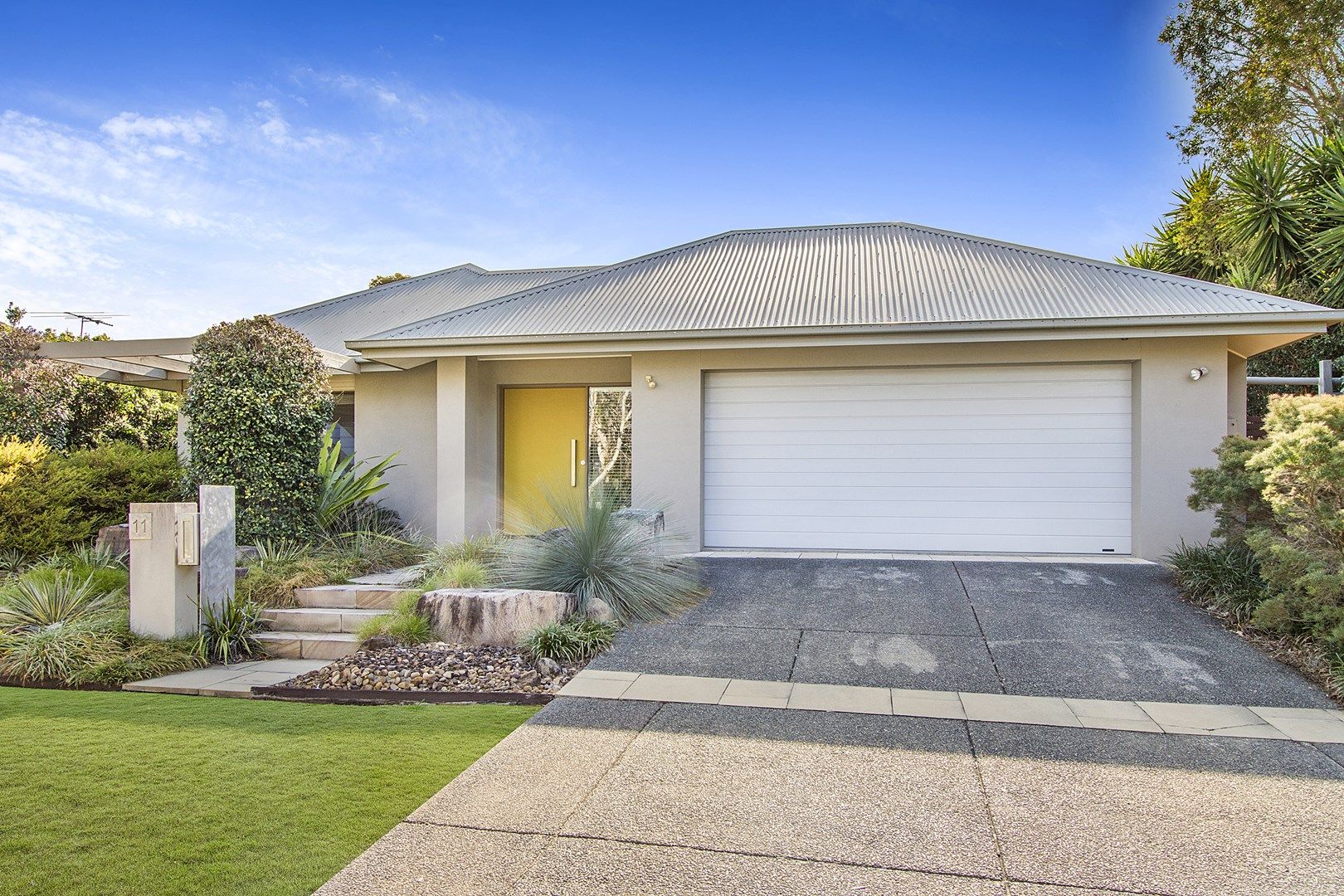 11 Hawksbury Crescent, Wakerley QLD 4154, Image 0