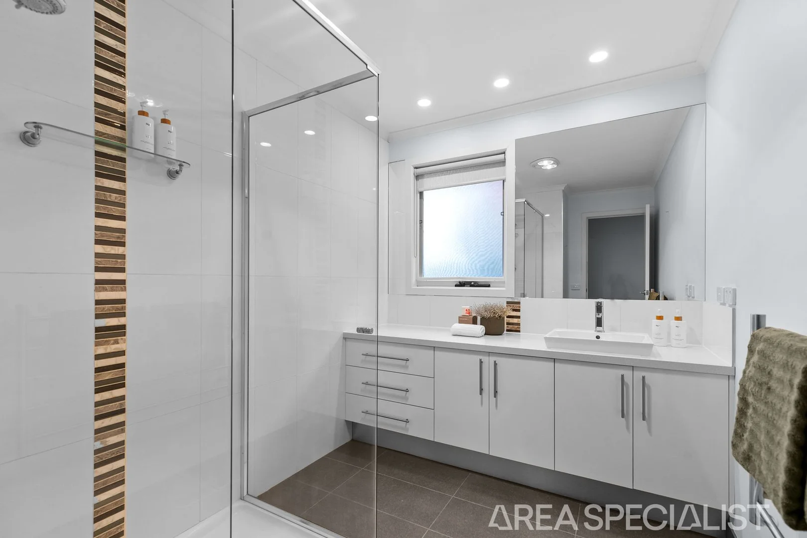 Additional image 14 of 3/18-20 Rodney Court, Mornington VIC 3931