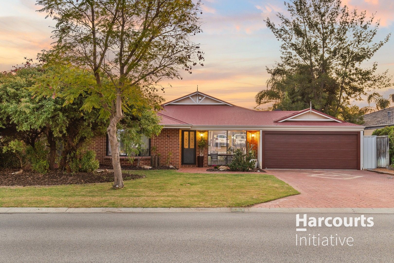 4 bedrooms House in 41 Forestview Boulevard ELLENBROOK WA, 6069