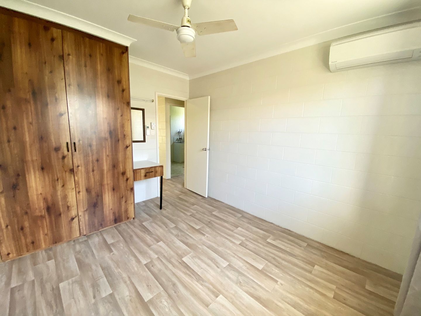 4/28 Lowth Street, Rosslea QLD 4812, Image 2