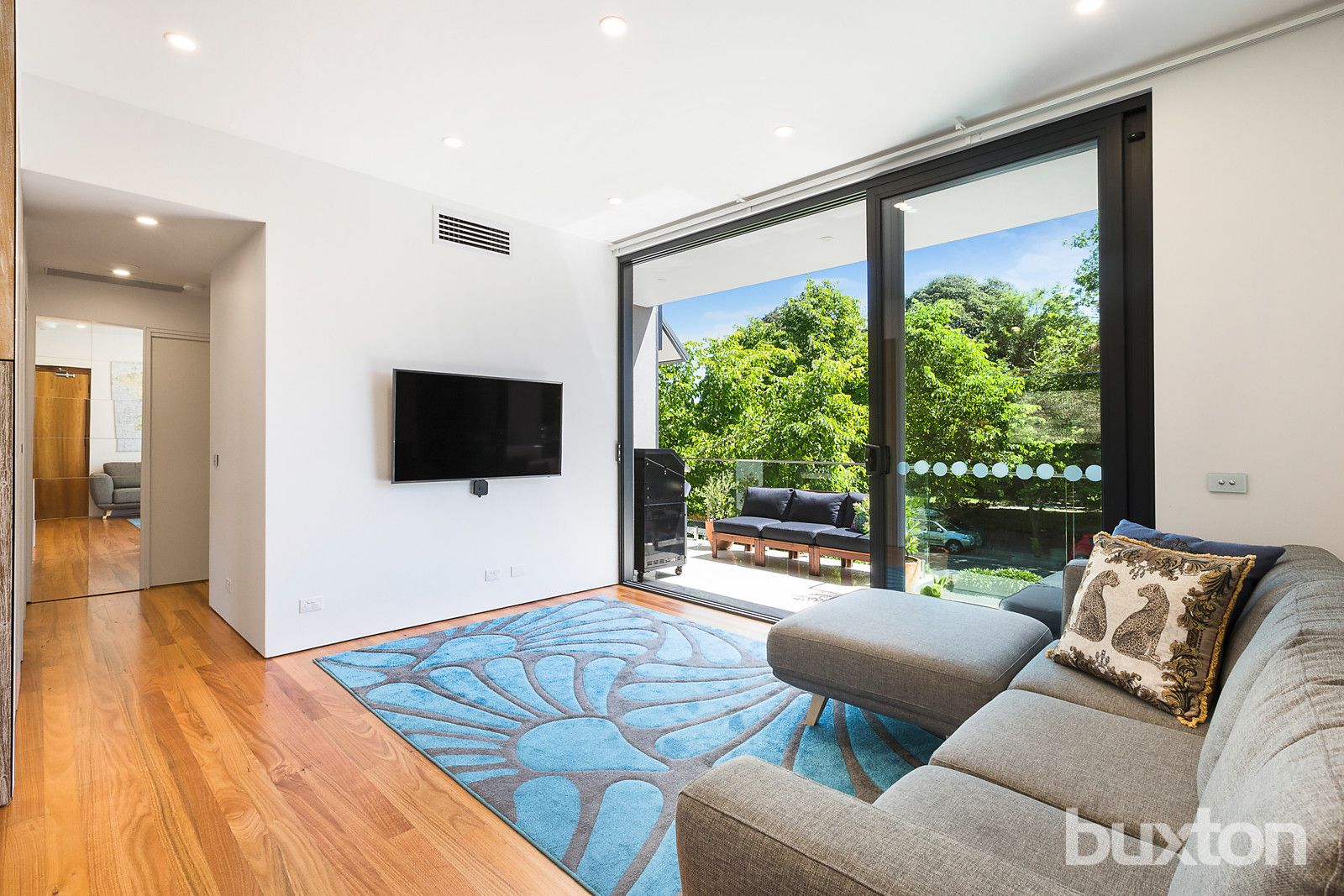 102/333 Ferrars Street, South Melbourne VIC 3205, Image 2