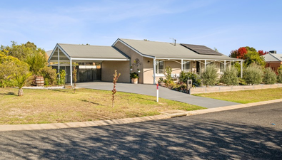 Picture of 11 James Ct, RUTHERGLEN VIC 3685
