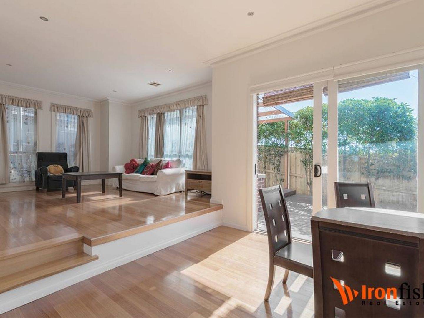 4-138-warrigal-road-camberwell-vic-3124-house-for-rent-domain