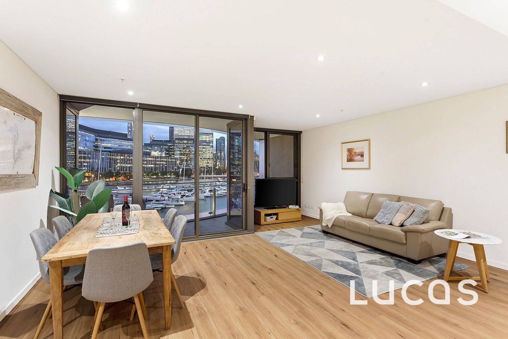 402/100 Lorimer Street, Docklands VIC 3008, Image 1