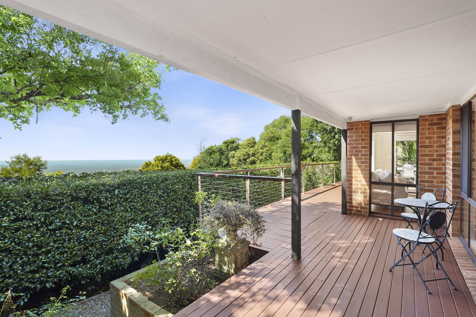 4 Vista Place, Kurrajong Heights Property History & Address Research