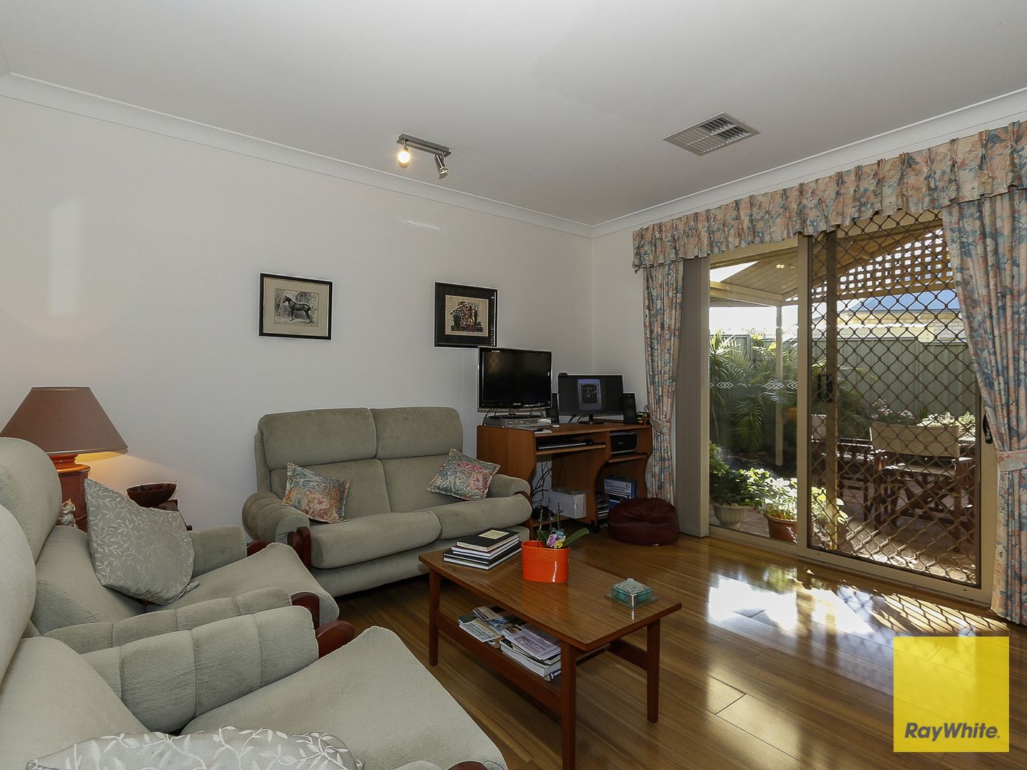 17B Pearl Street, Sorrento WA 6020, Image 2