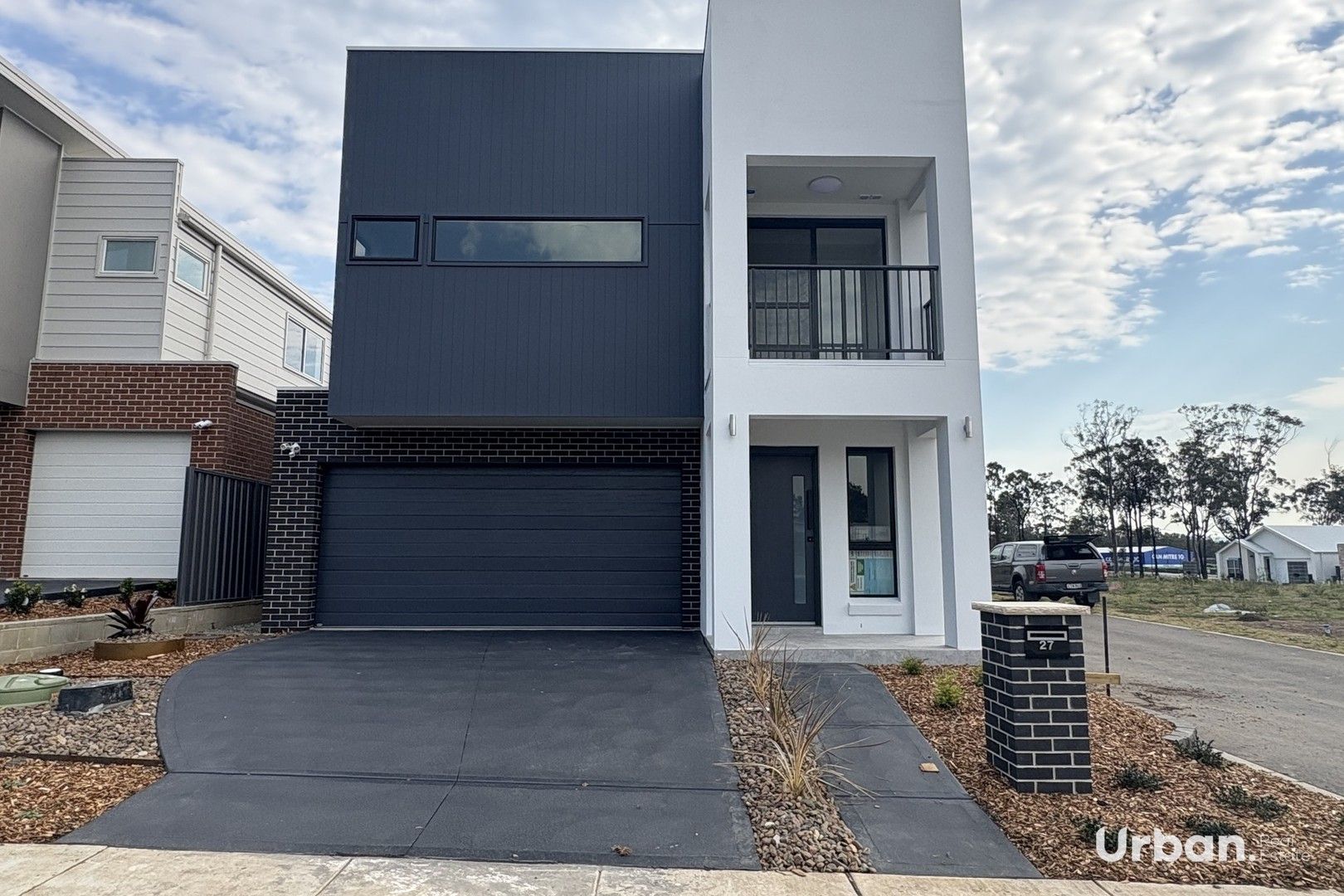 5 bedrooms House in 27 Trader Street NORTH ROTHBURY NSW, 2335