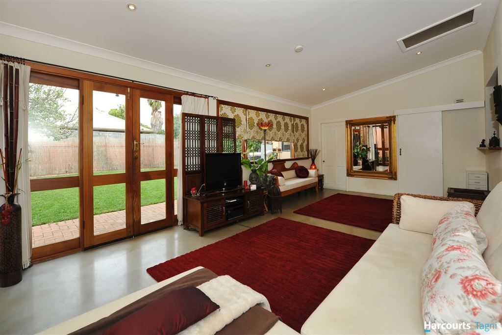 131 Drayton Street, Bowden SA 5007, Image 2