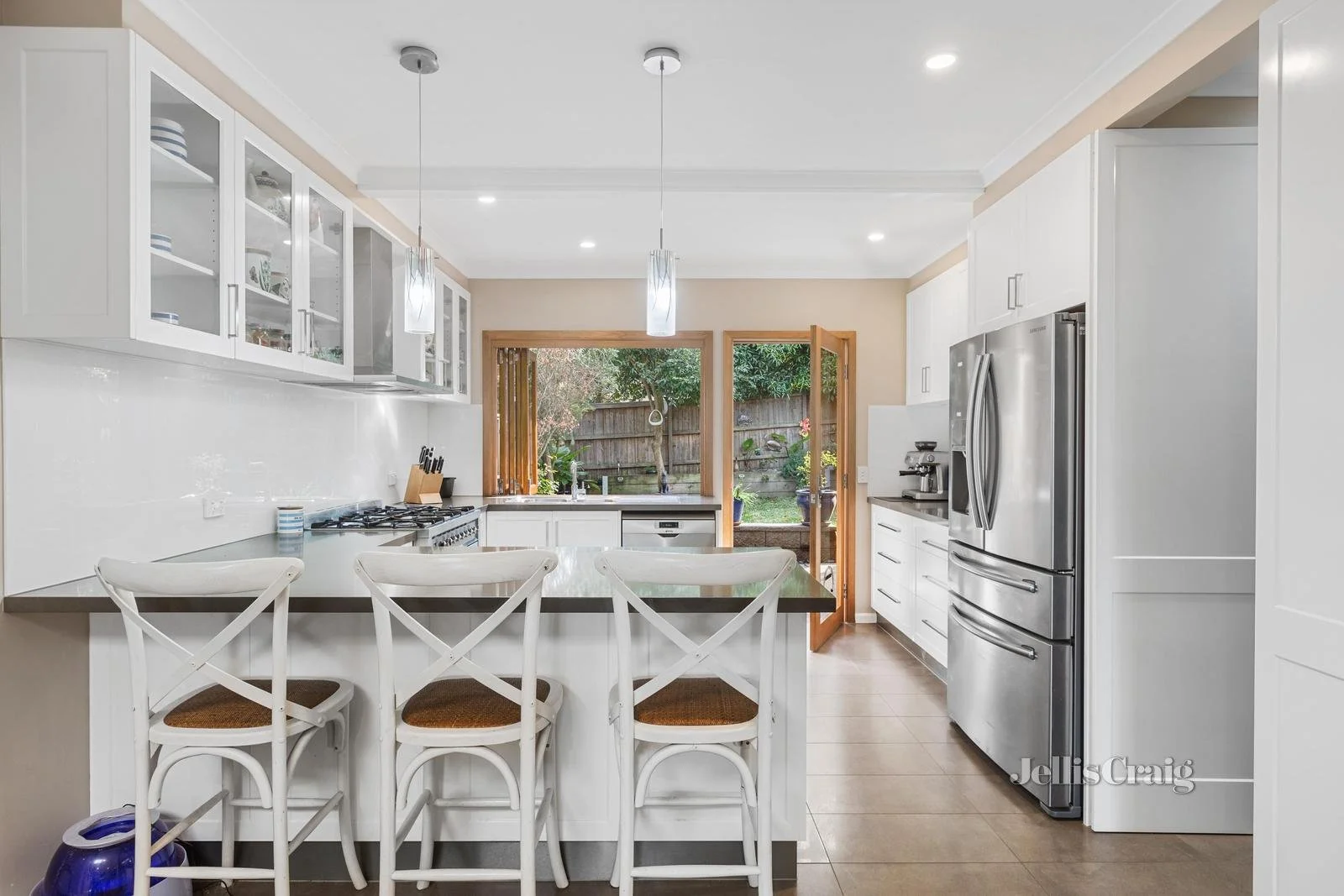 6 Genoa Court, Mount Waverley VIC 3149