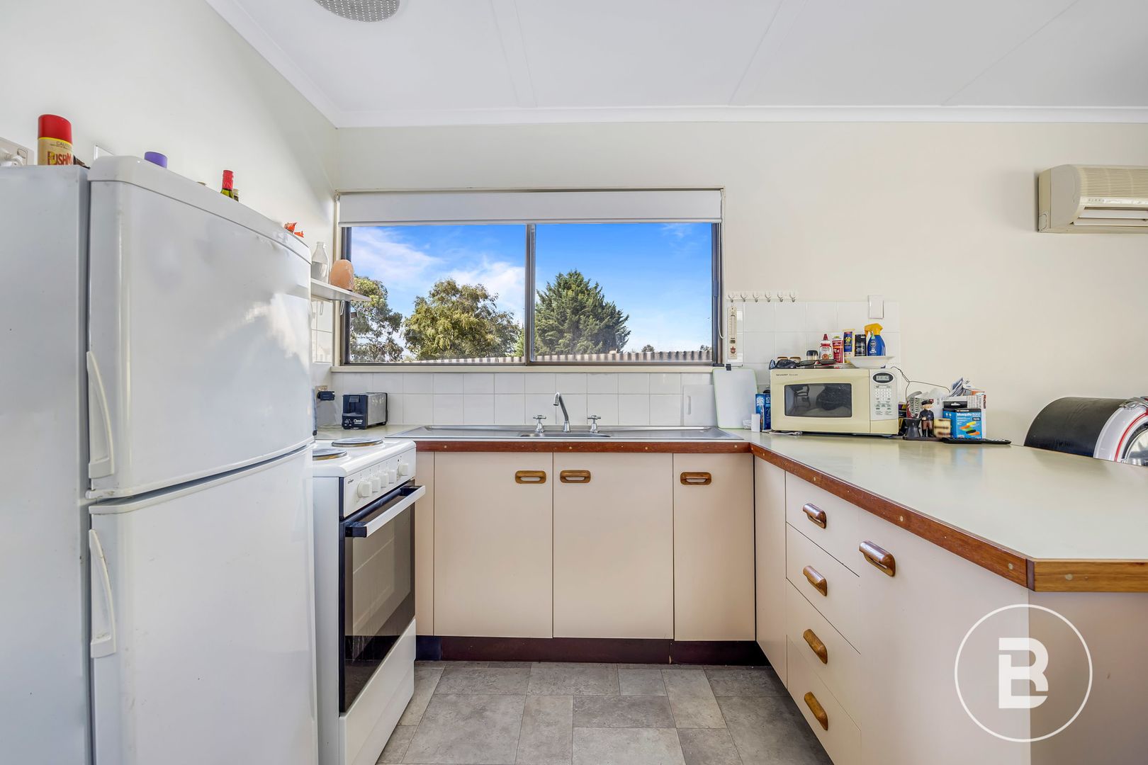 4/16 Queen Street, Ararat VIC 3377, Image 2